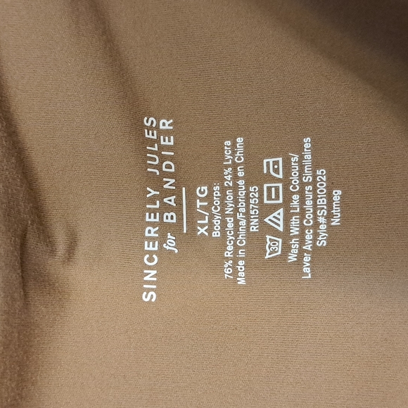 Bandier x Sincerely Jules The Rue Crossover Legging in Nutmeg - Picture 10 of 11